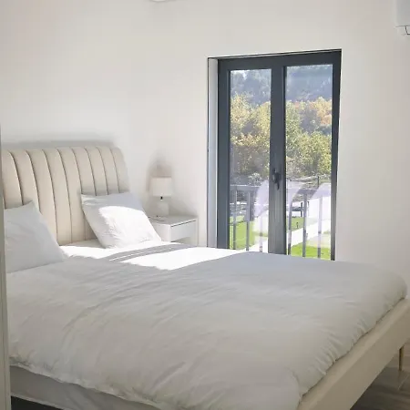 Azemeira's * Avessadas