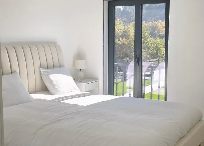 Azemeira's * Avessadas